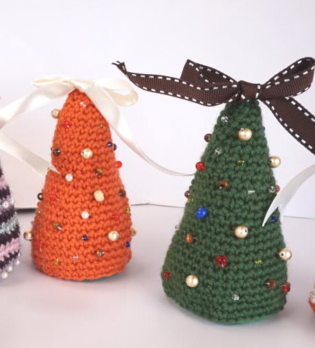 かぎ針編みのクリスマスツリーオーナメント 毛糸一色の編み方と編み図 料理と暮らし