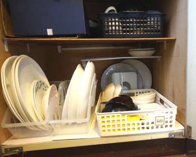 食器をシンク下に収納するメリット 食器棚の処分で作業効率アップ 料理と暮らし